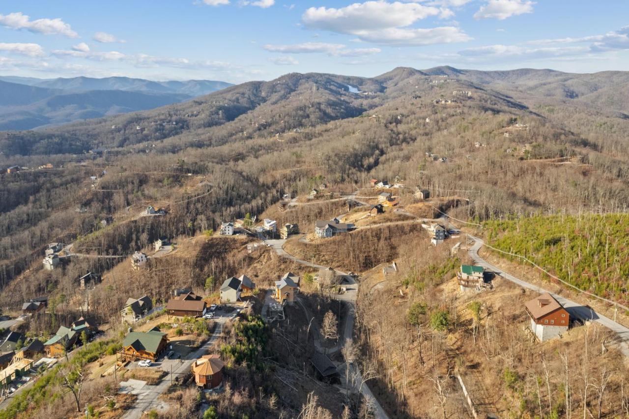 Willa Mins To Gburg Sleeps 8 Hot Tub Arcade Area Pool Gatlinburg Zewnętrze zdjęcie