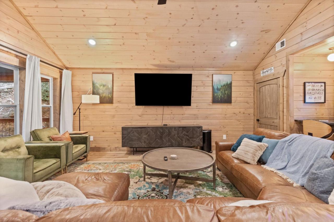 Willa Mins To Gburg Sleeps 8 Hot Tub Arcade Area Pool Gatlinburg Zewnętrze zdjęcie